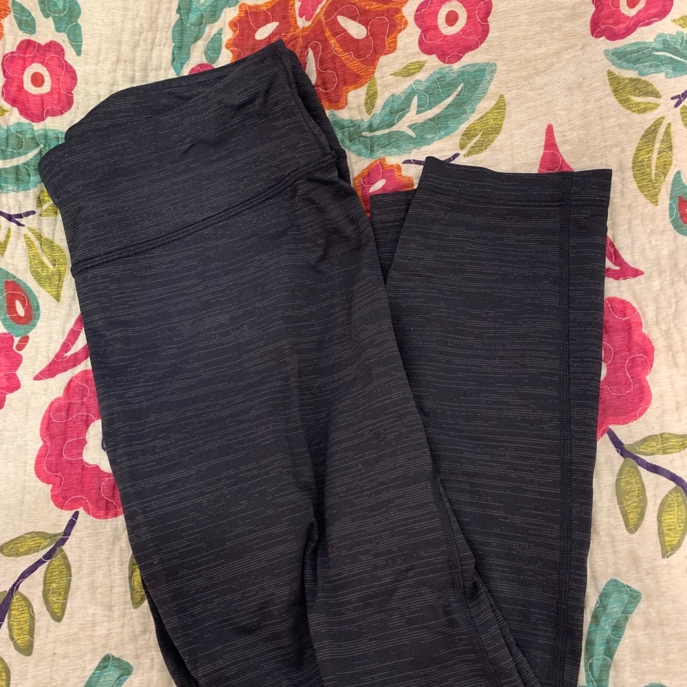 Almost brand new OV leggings!